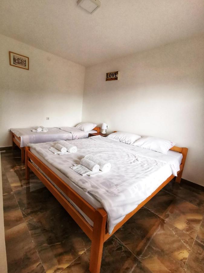 Villa Balconlux - Zavojsko Jezero, Πίροτ Εξωτερικό φωτογραφία